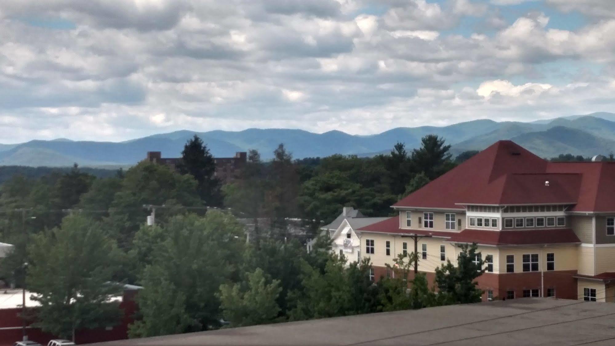 Downtown Inn Asheville Exterior foto